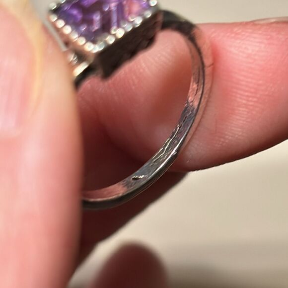 Women’s Silver Tone Raised and etched setting Pink Square Cut Fashion ring - Picture 6 of 6